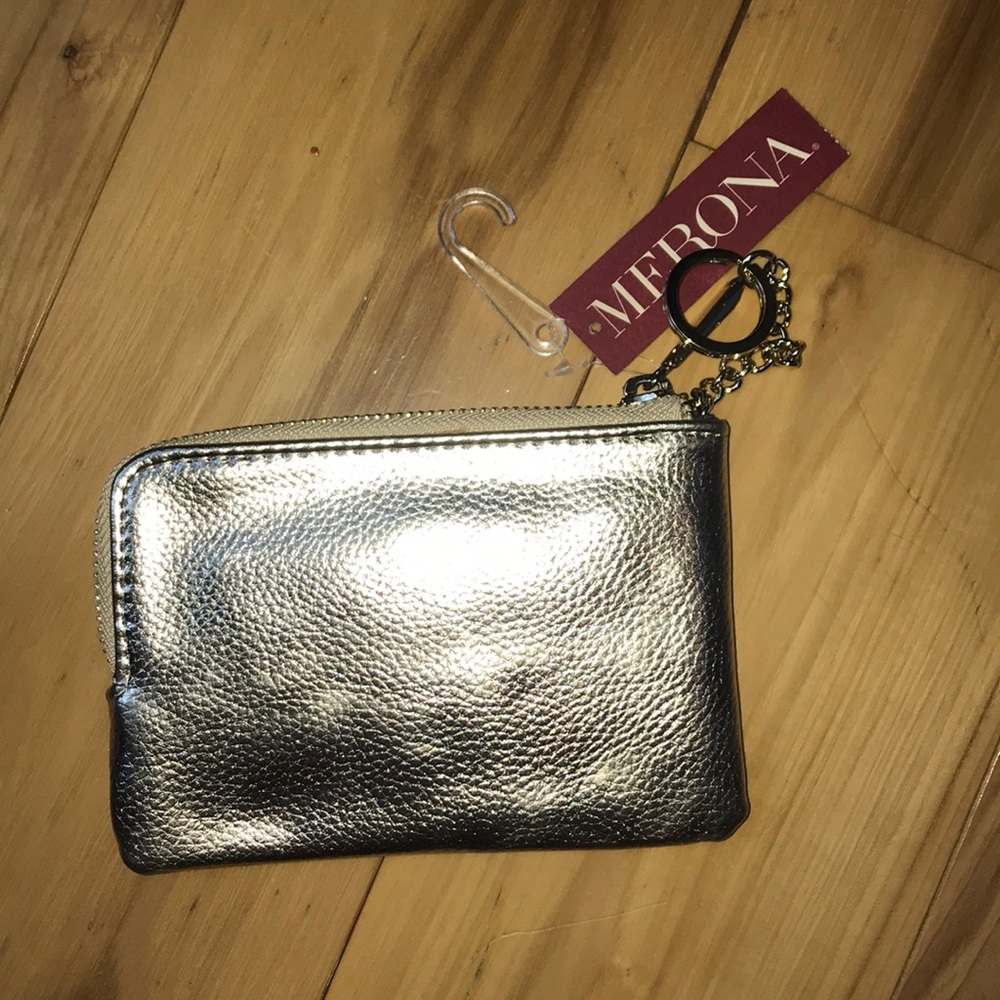 wristlet - Picture 2 of 3